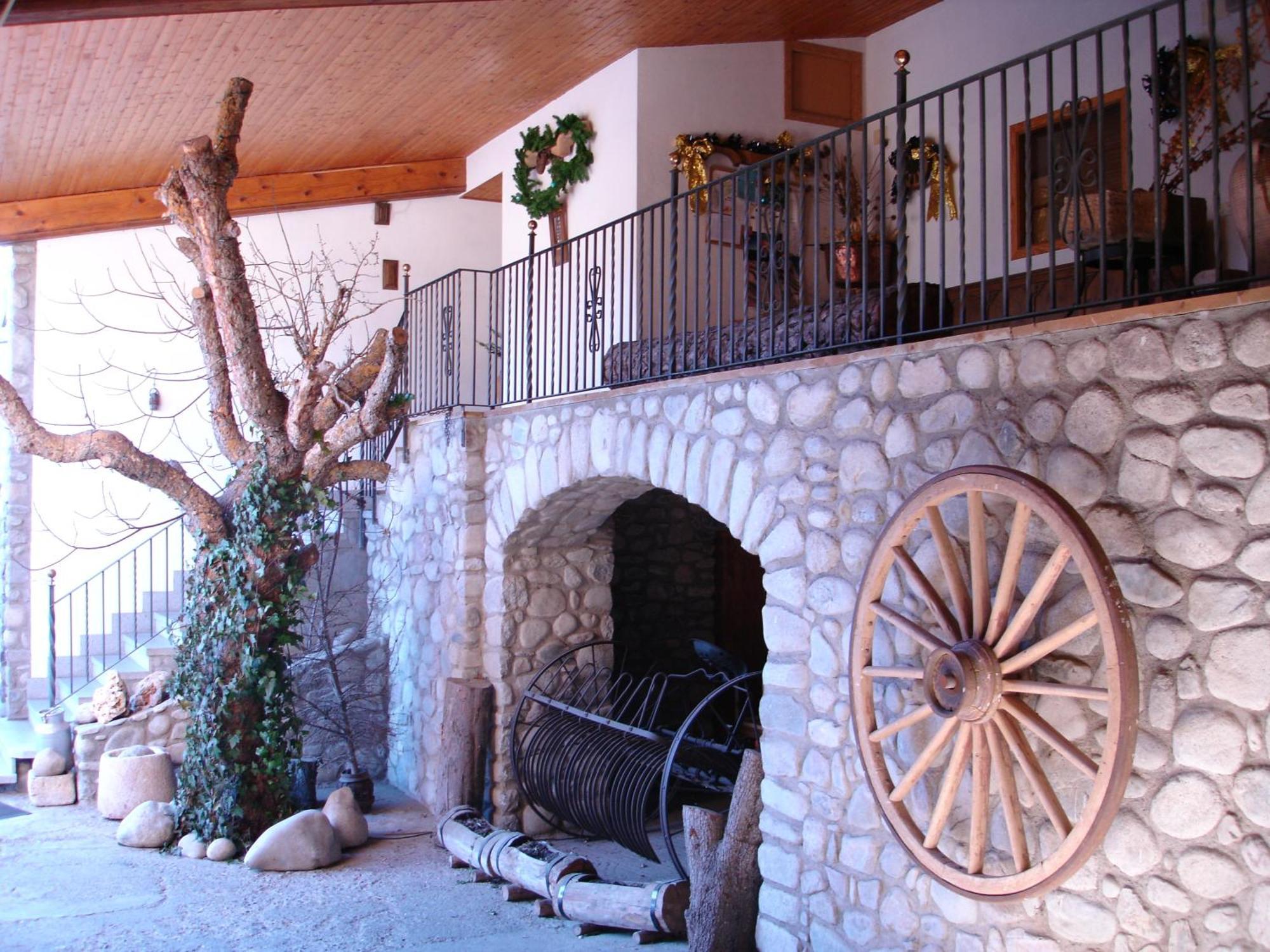 Casa Rural La Vall Del Cadi La Seu d'Urgell Exterior foto